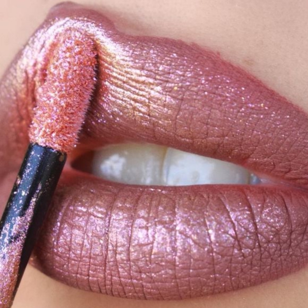 🧚‍♀️MOONRISE Black 🌑 Moon Cosmetics Moon Topper NWT